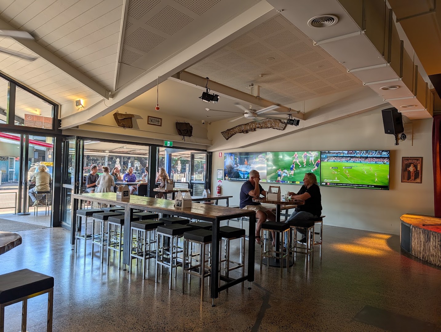 The Homestead Darwin: clear view of venue atmosphere
