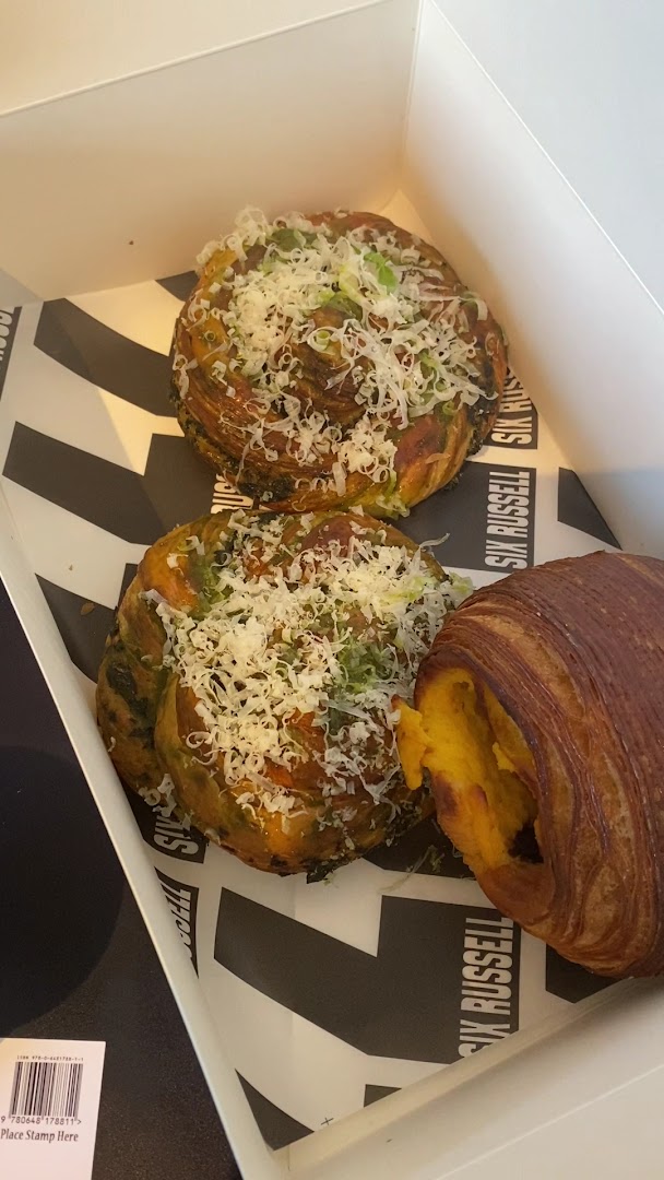Six Russell Bistro: appetizing photo of restaurant food
