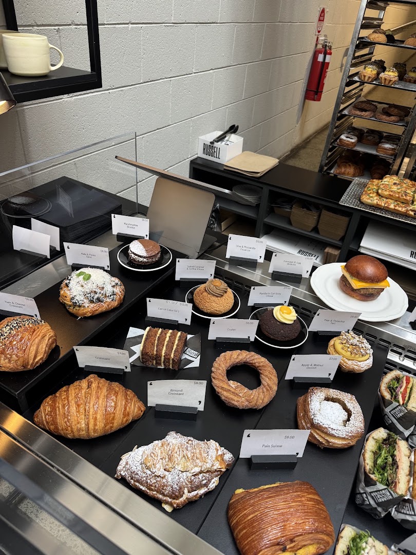 Six Russell Bistro: clear display of fresh food