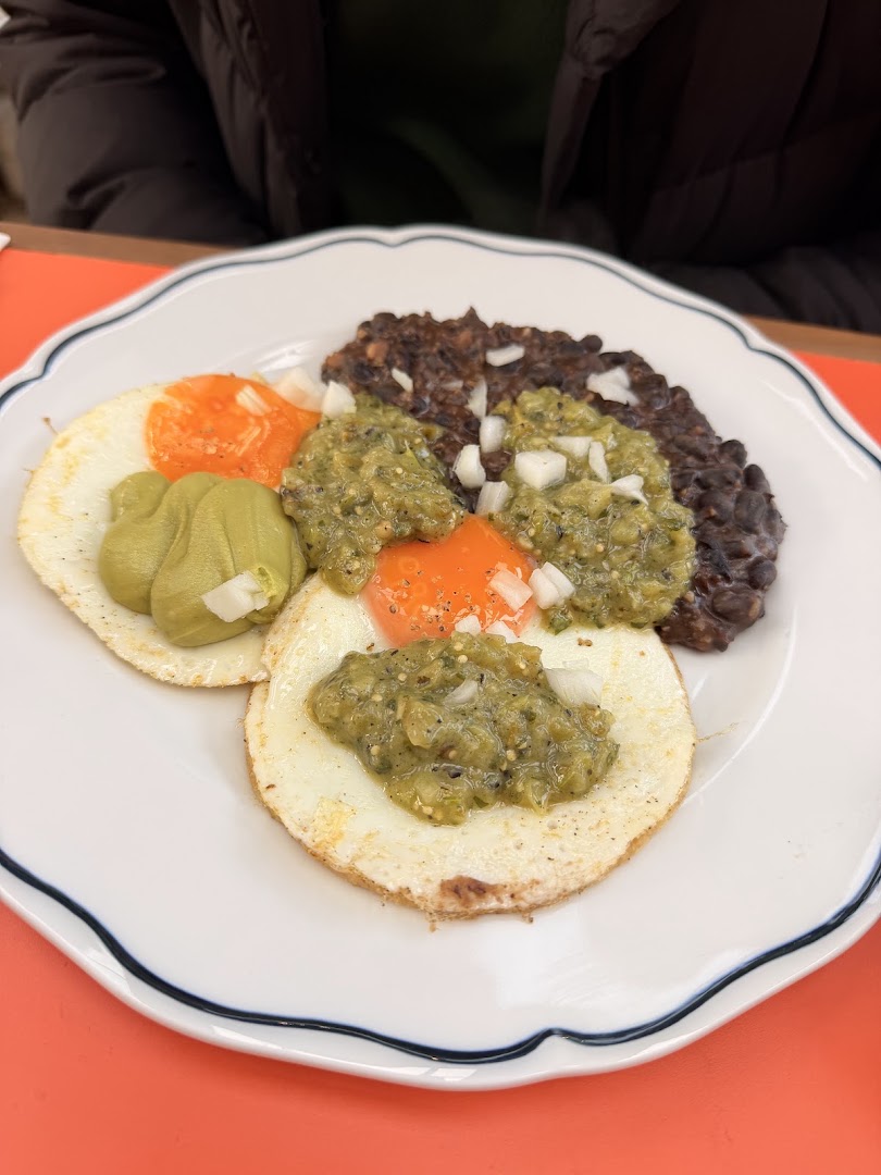 Aftermath Diner: appetizing, clear photo of food