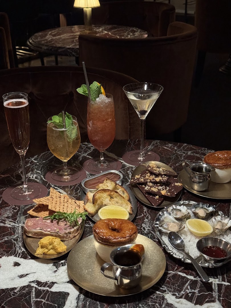 Bar Ferdinand: appetizing, high-quality food and drink