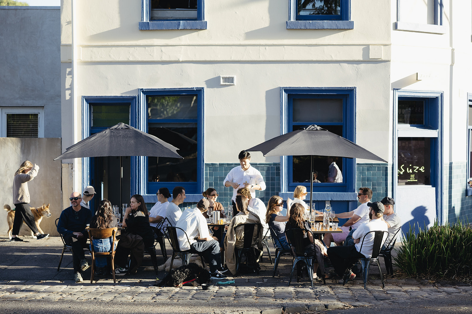Suze: inviting atmosphere with happy patrons