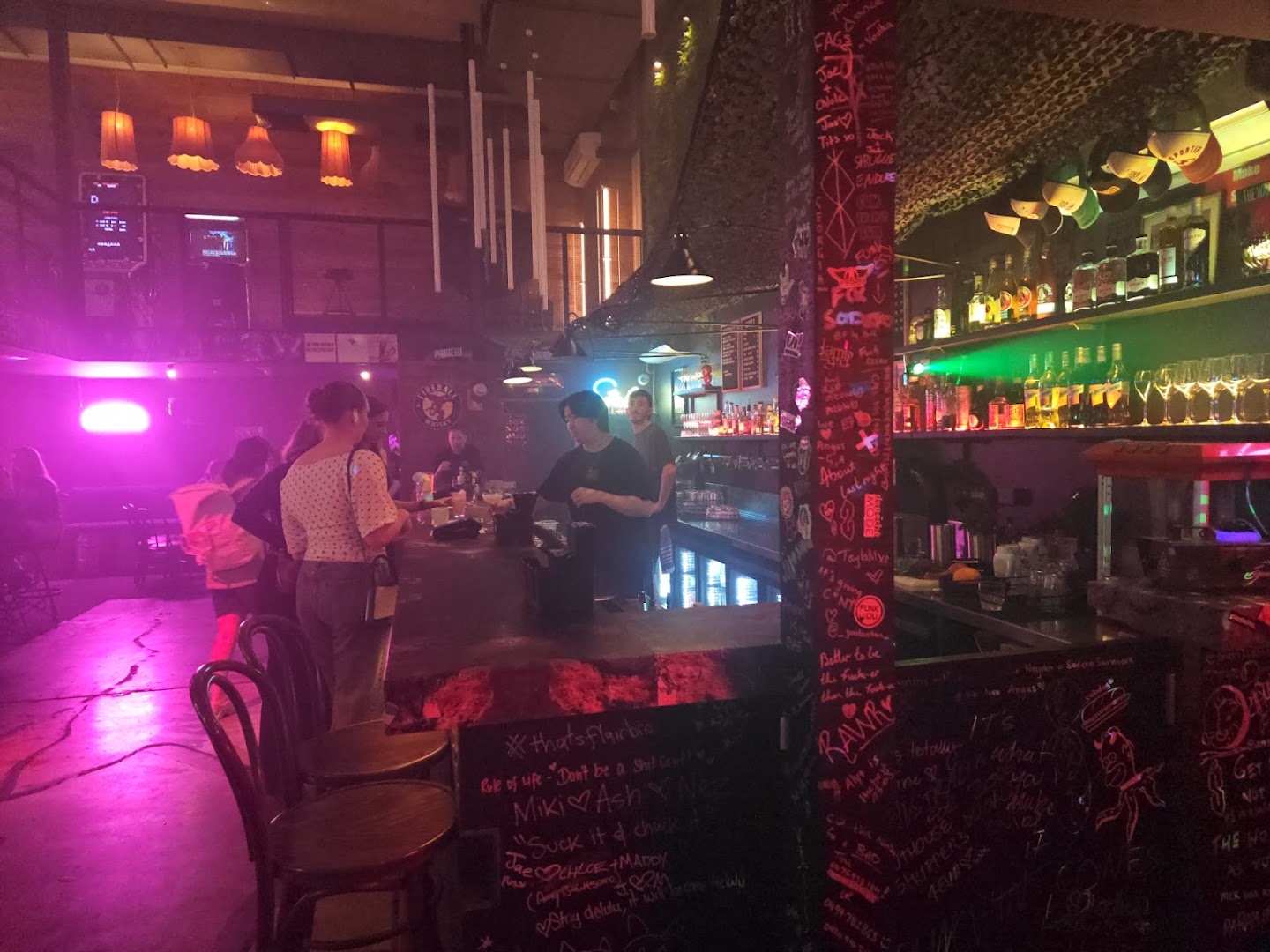 Deadbeat Bar: bar's authentic atmosphere