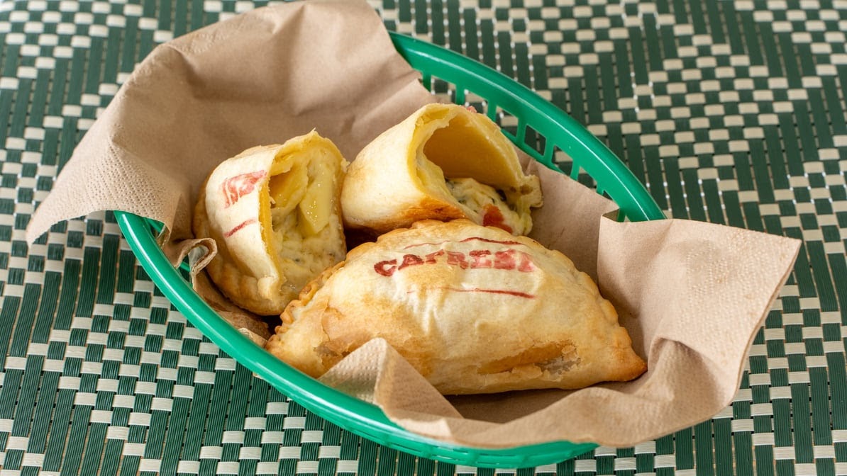 Pinos Empanadas: appetizing photo of the food