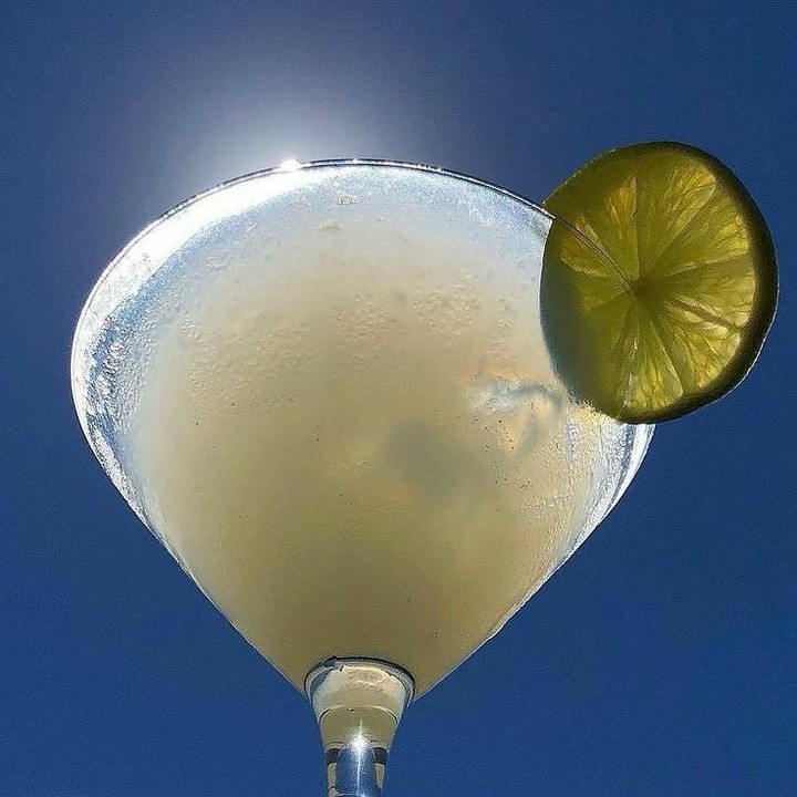 Sully's Rooftop: high quality cocktail photography