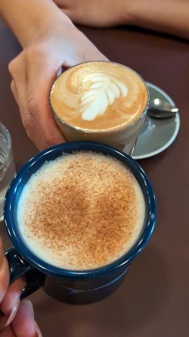A.P Bread & Wine: appetizing coffee and latte art
