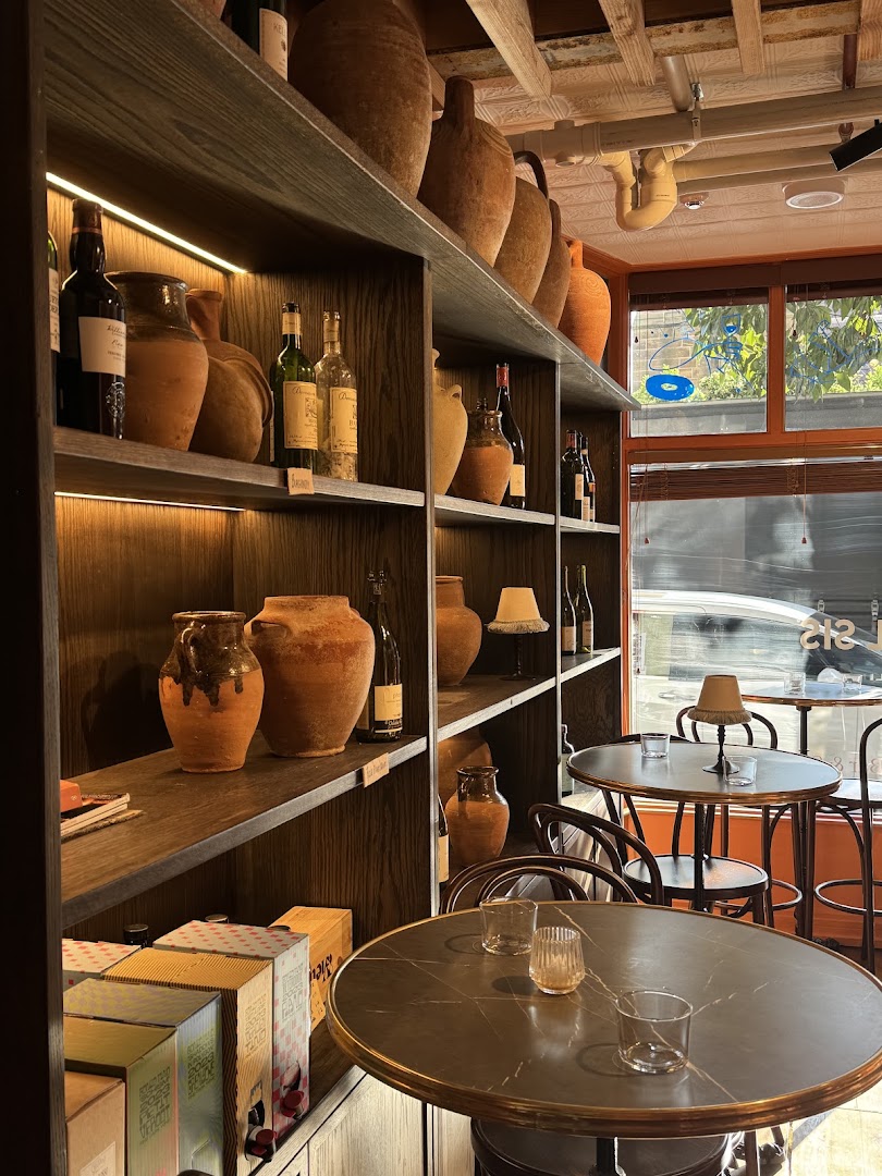 Bar Freda's: inviting and professional interior shot