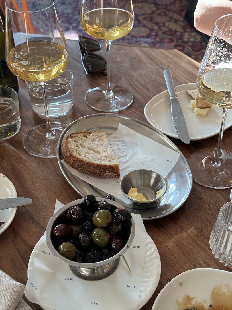 Bar Freda's: appetizing photo of bar snacks