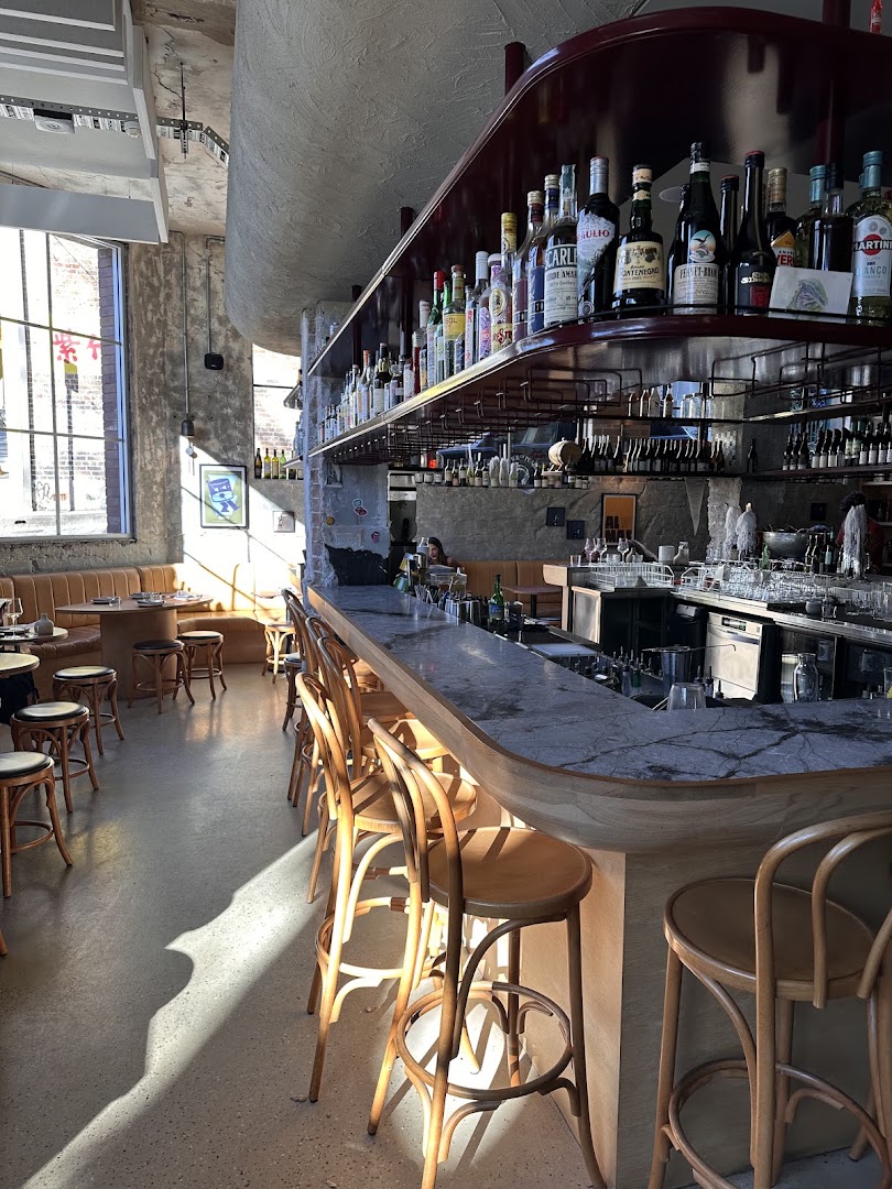 Bessie's: high quality interior atmosphere shot