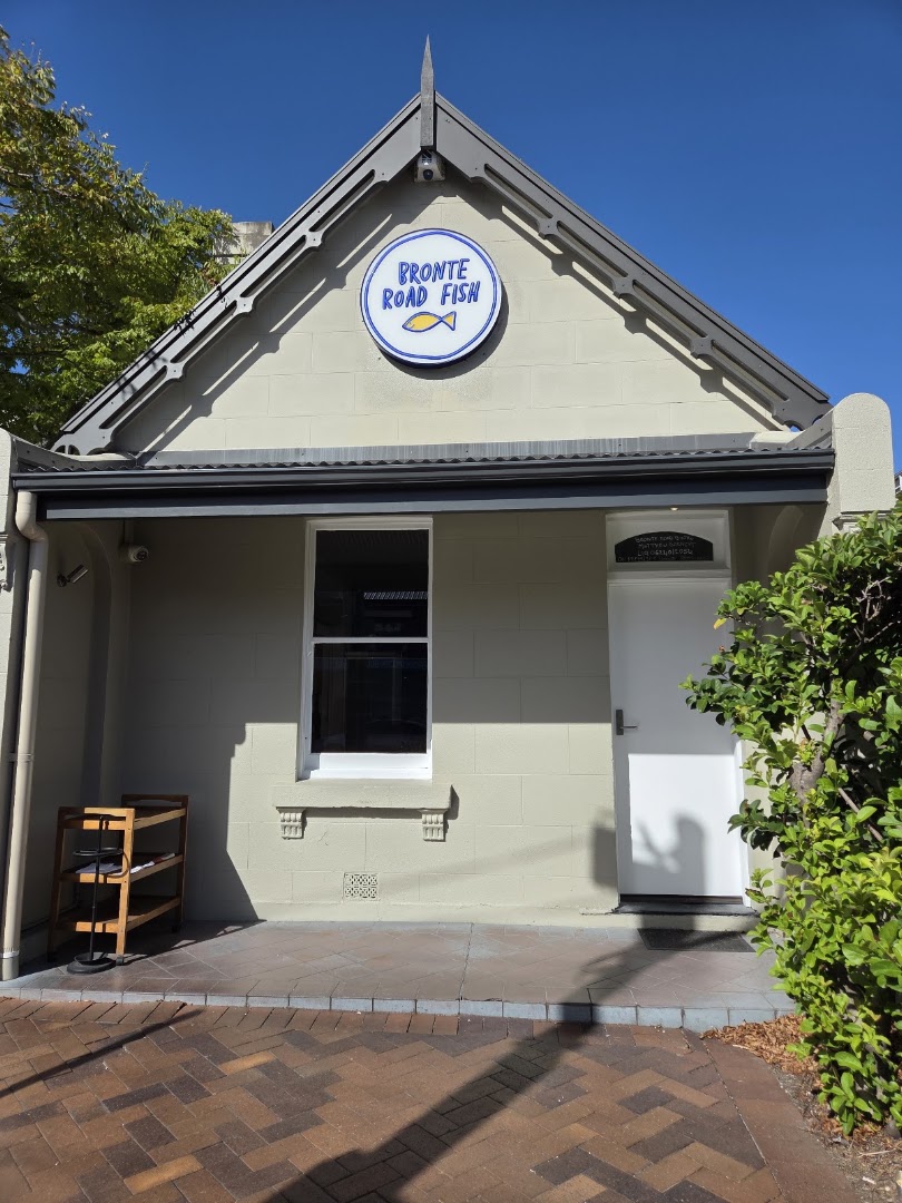 Bronte Road Fish: clear exterior shot of restaurant