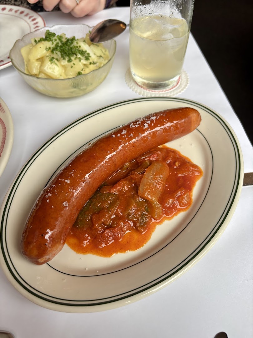 Corner 75: appetizing, high-quality food photography