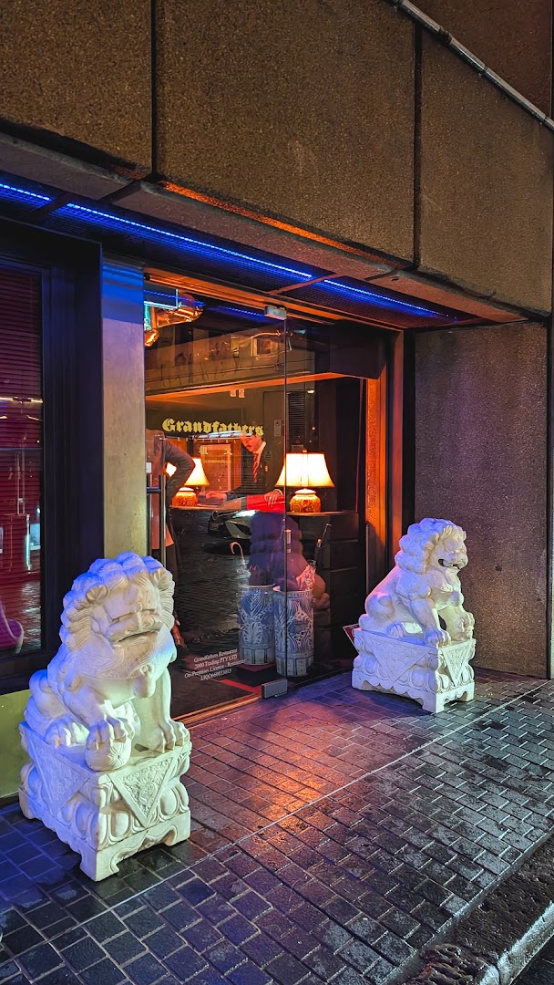 Grandfathers: clear, inviting exterior restaurant shot