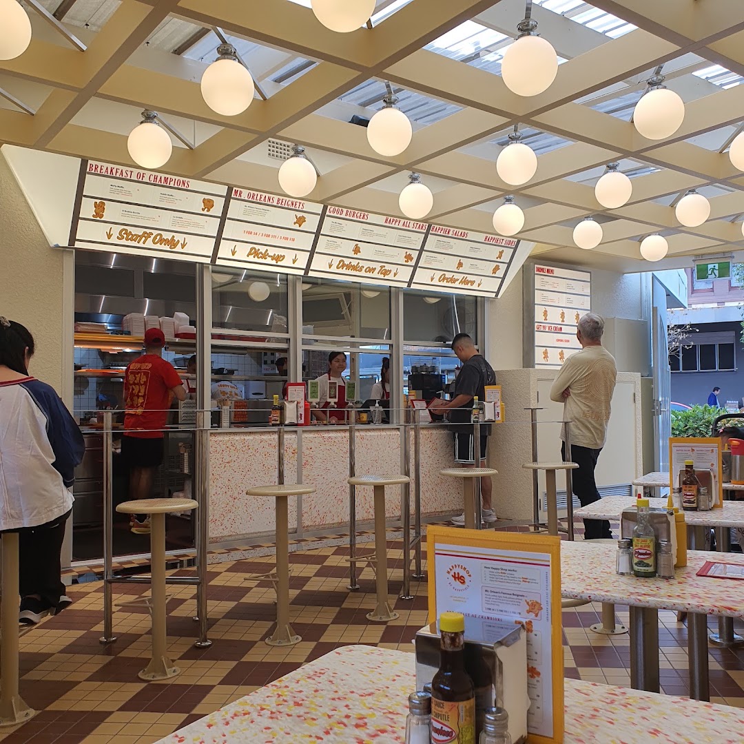 Happy Shop: clear view of venue interior