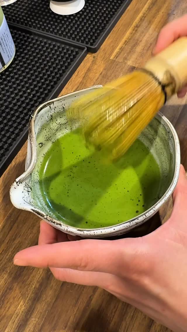 Kiki Dessert: appetizing photo of matcha preparation