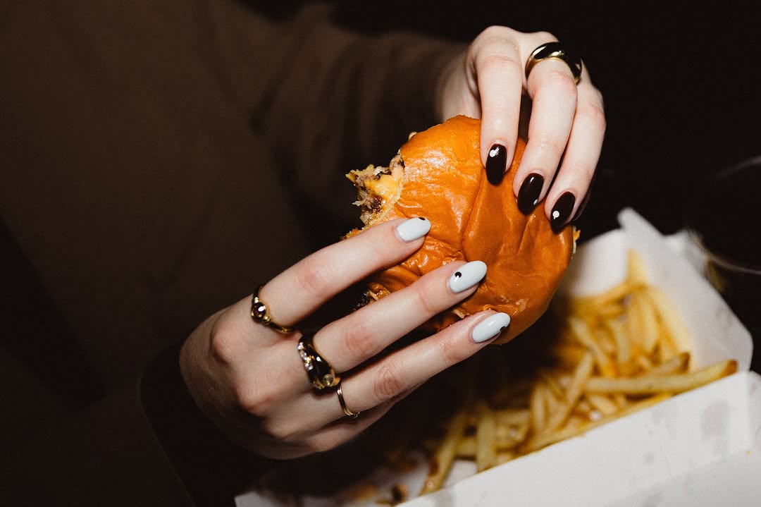 Pacho's Burger Truck: high quality appetizing food photo