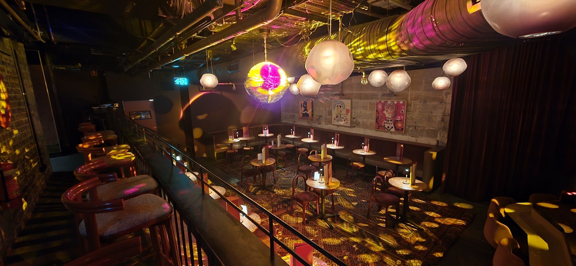 Razz Room: venue atmosphere and interior