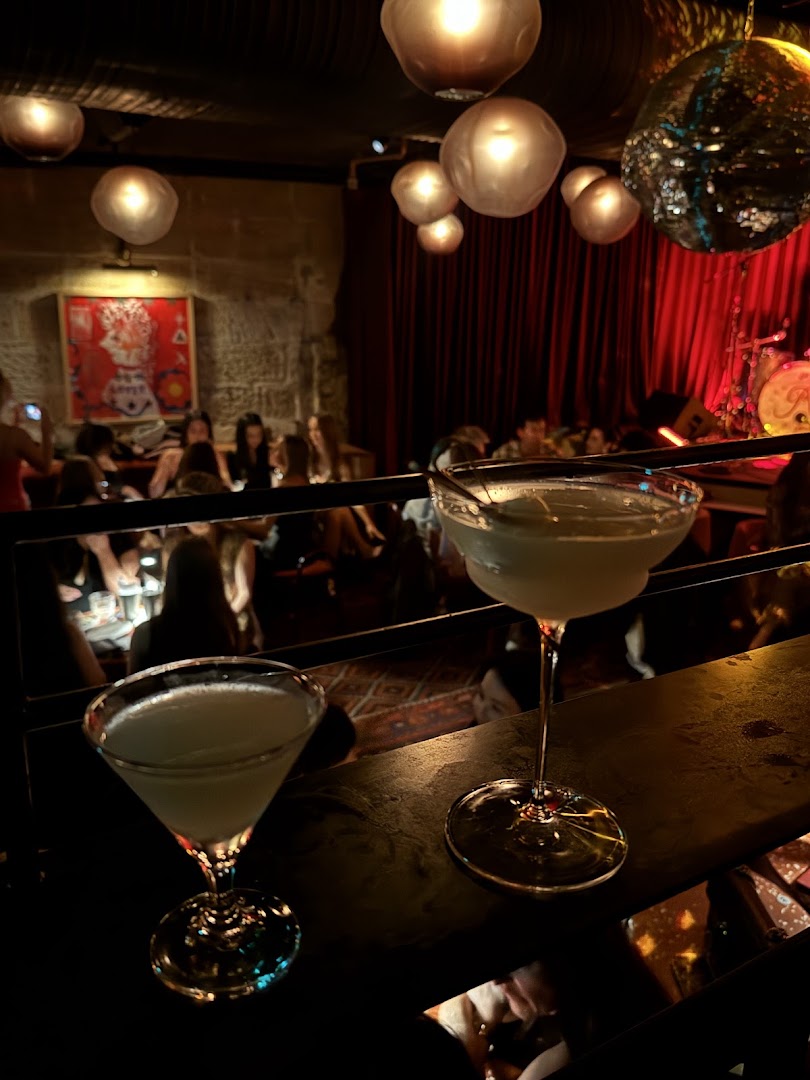 Razz Room: atmospheric shot of bar drinks