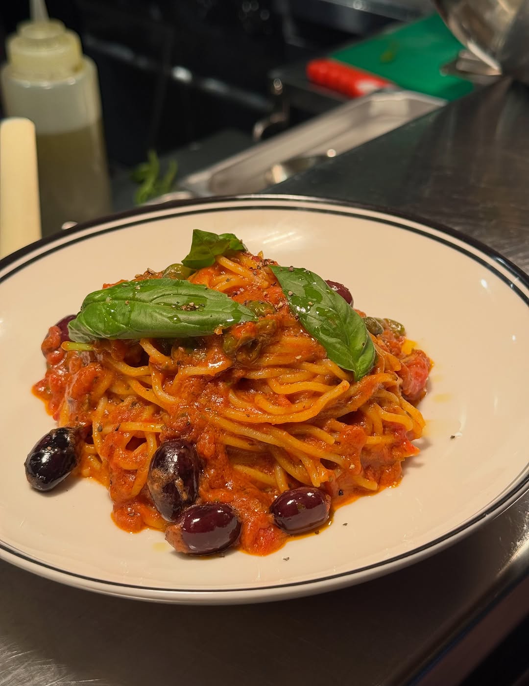 Sugo: appetizing, high-quality food photography