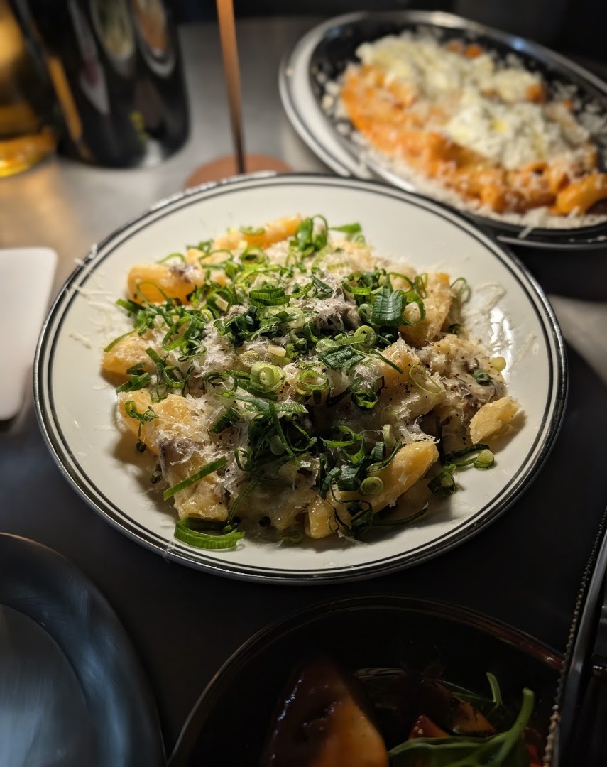 Sugo: appetizing, high-quality food photography