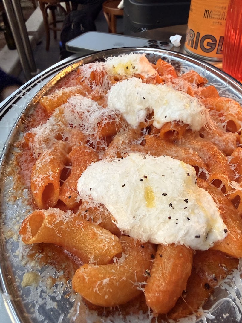 Sugo: appetizing photo of restaurant dish