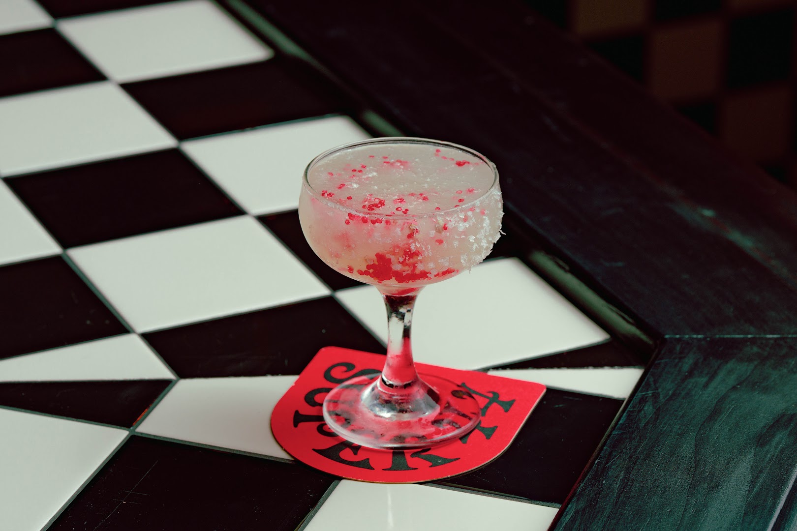 Super 44: high quality cocktail photography