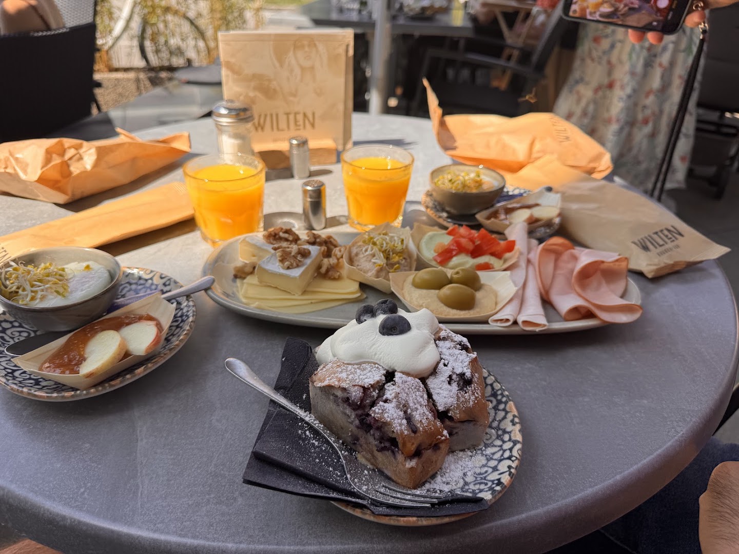 WILTEN Brunch & Bar: appetizing brunch spread, clear quality