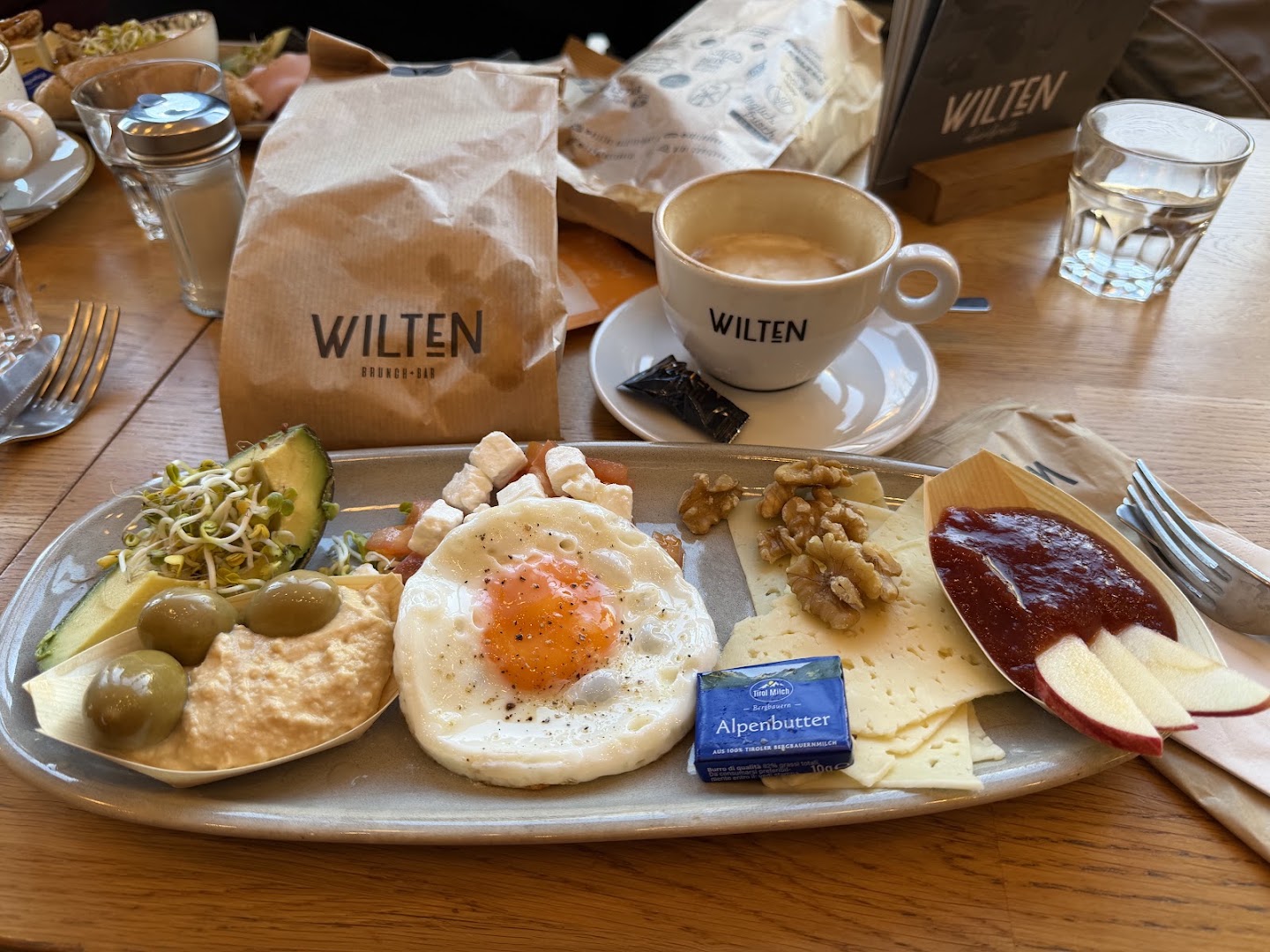 WILTEN Brunch & Bar: appetizing, high-quality brunch food photo