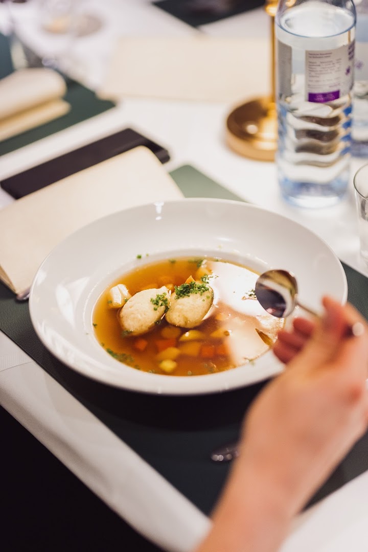 Acht am Heu: appetizing food photography