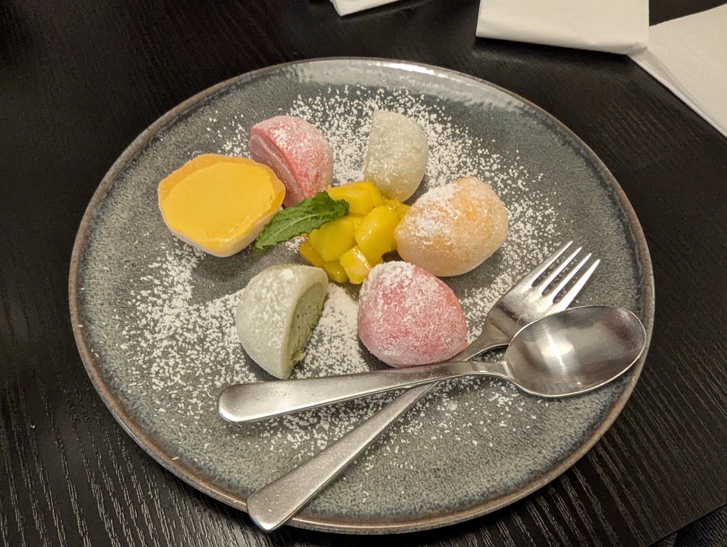 IMO: appetizing photo of restaurant dessert