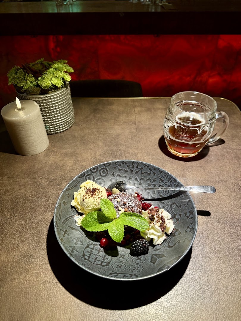 OX in the City: appetizing food photography with nice lighting