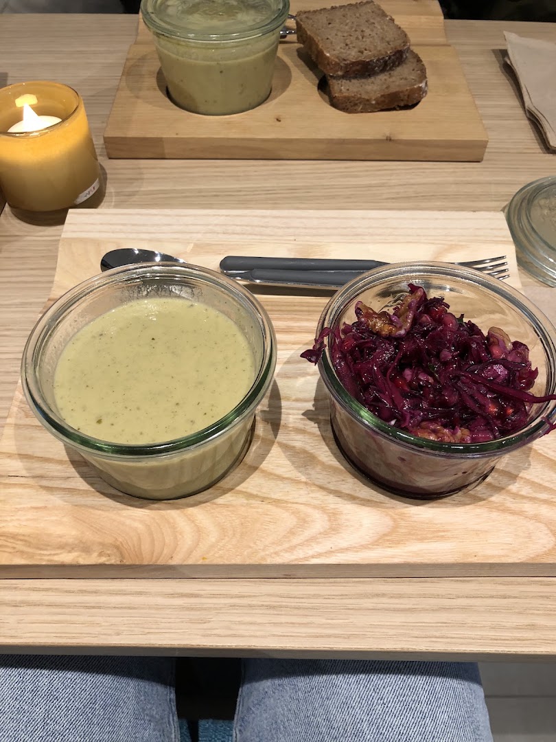 Green Vanilla: appetizing, clear photo of food
