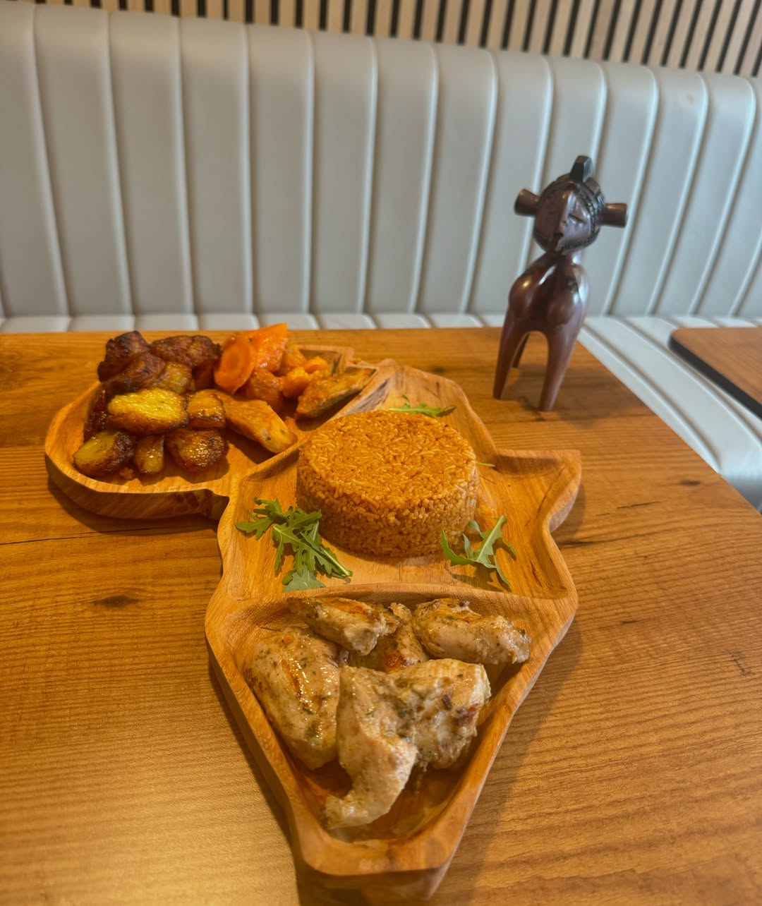 Le Nimba: appetizing food presentation and atmosphere