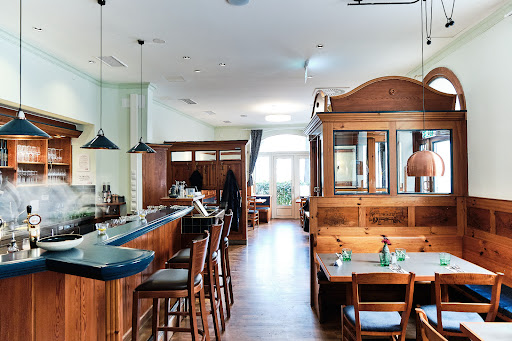 Tante Liesl: high quality interior atmosphere shot