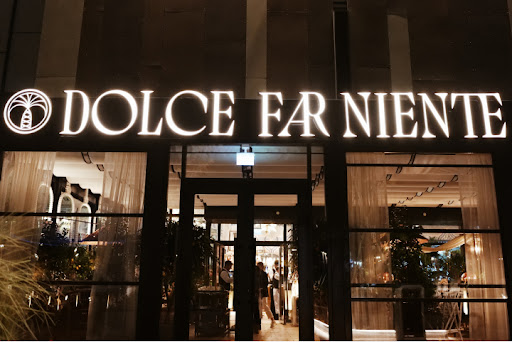 Dolce Far Niente: clear, professional shot of exterior