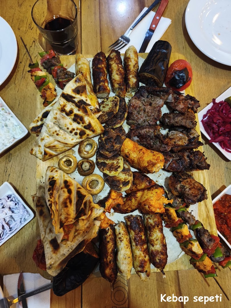 Kolorit Cafe and Dining: appetizing high quality food photo