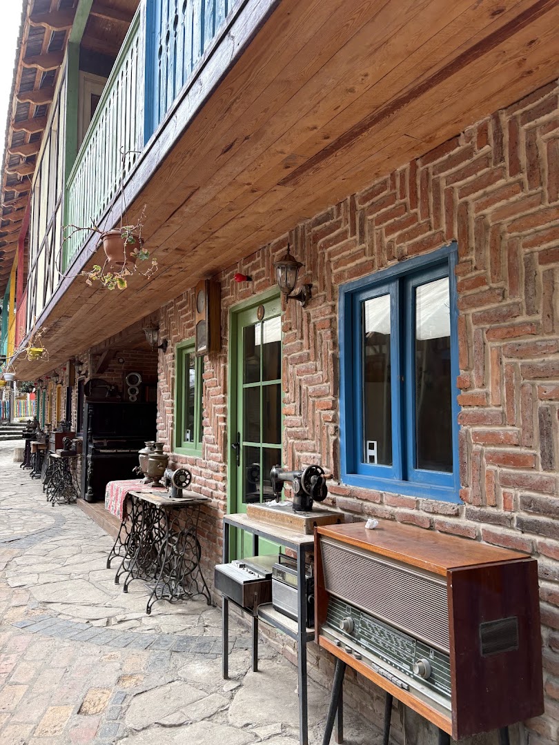 Sah Sarayi: attractive and clear venue exterior