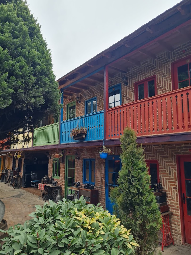 Sah Sarayi: attractive and clear venue exterior