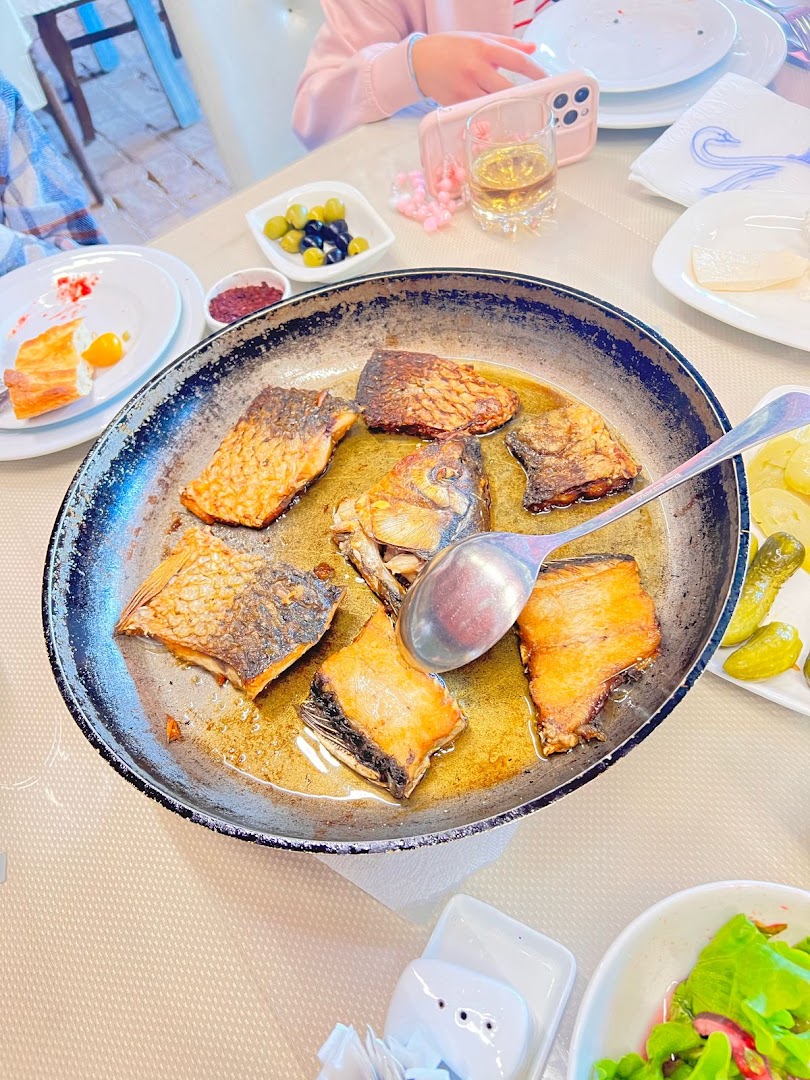 Bağ Evim Restaurant: appetizing photo of served food