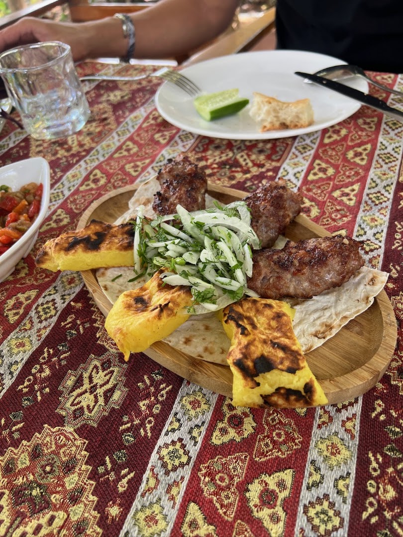 Dalğa Restaurant & Cafe: appetizing photo of restaurant food