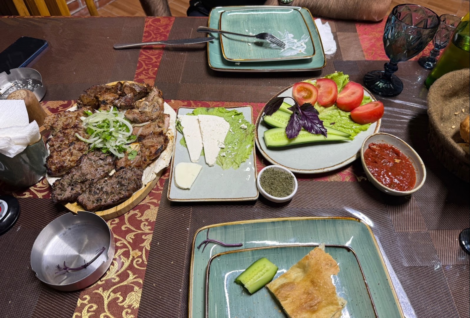 Dalğa Restaurant & Cafe: appetizing food presentation and quality