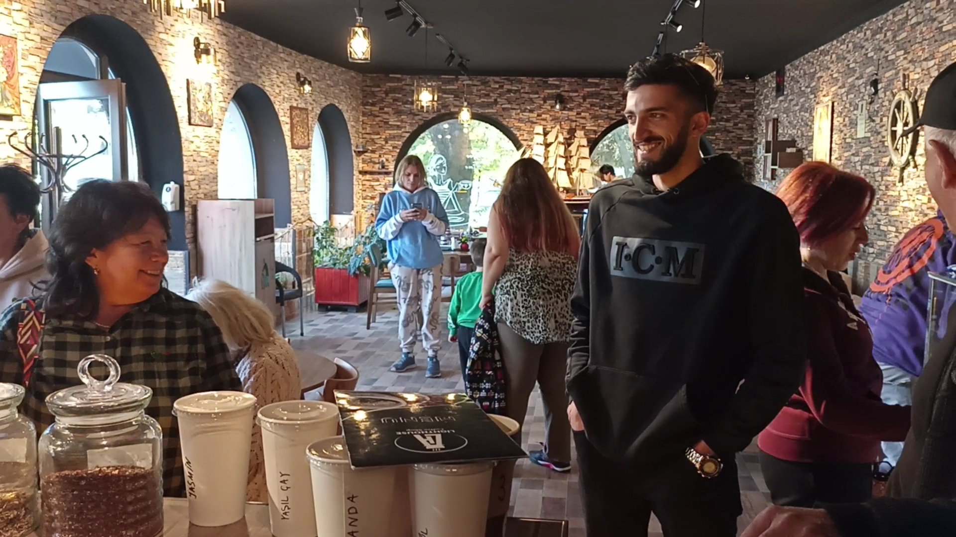Lighthouse Coffeeshop: inviting atmosphere and customers