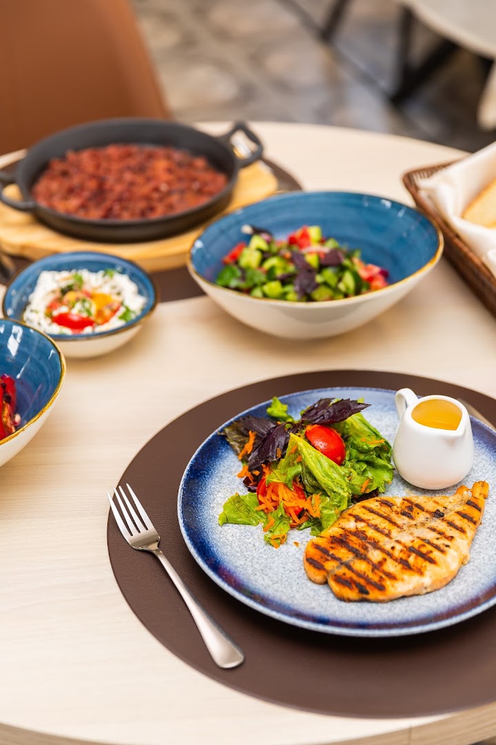 Villa Del Mare Hotel & Restaurant: appetizing, high-quality food photography