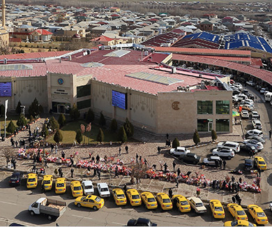 Cahan Ticarət Mərkəzi: clear aerial view of venue