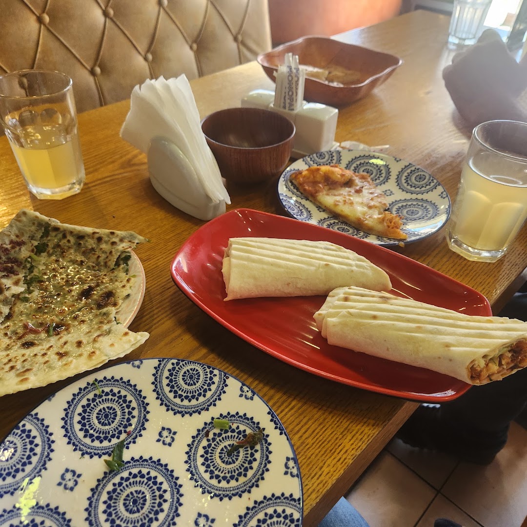 Manqallı Fastfood: clear photo of restaurant food