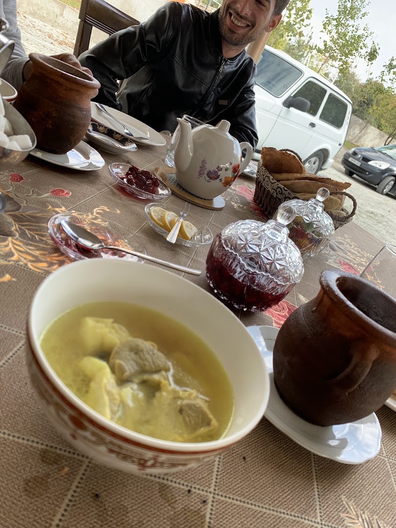 Sirvangol Restoran: appetizing food and dining atmosphere