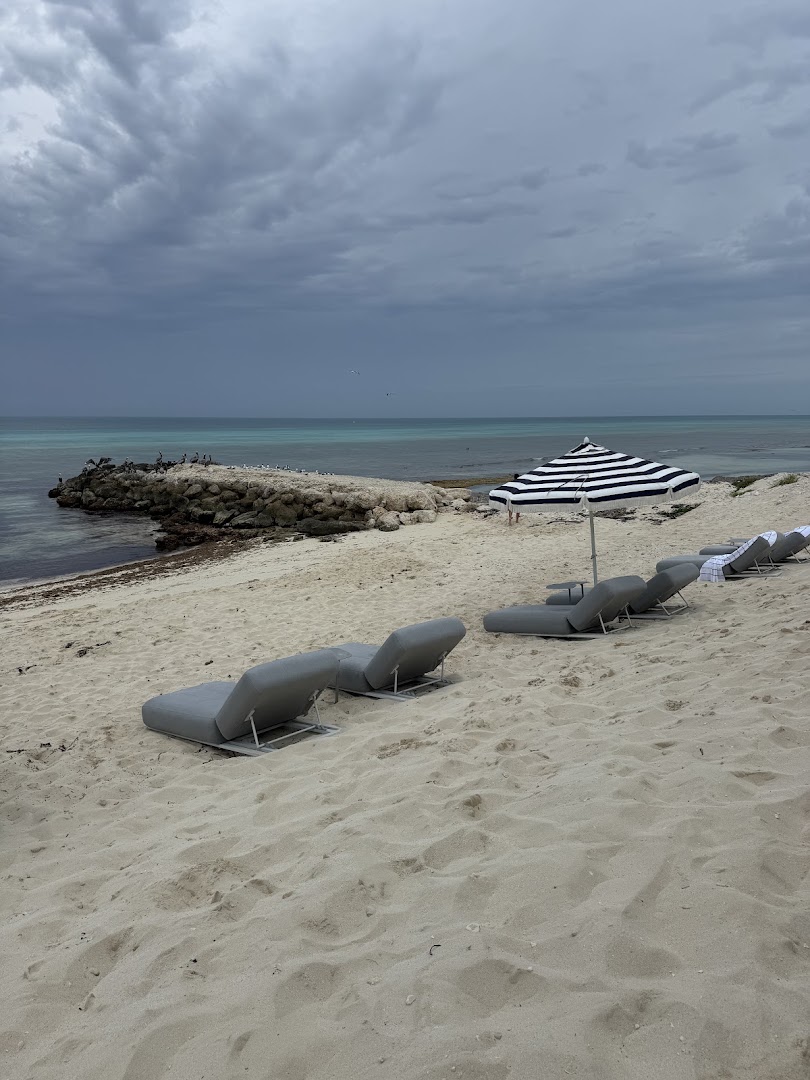Bonito Beach Club: venue atmosphere and beach