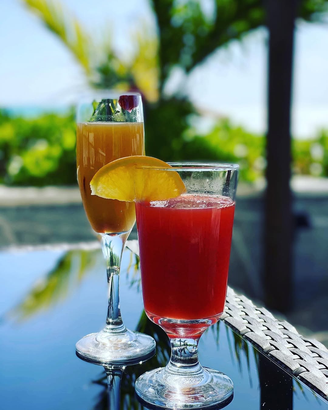 Splash Beach Bar & Grill: appealing photo of restaurant drinks