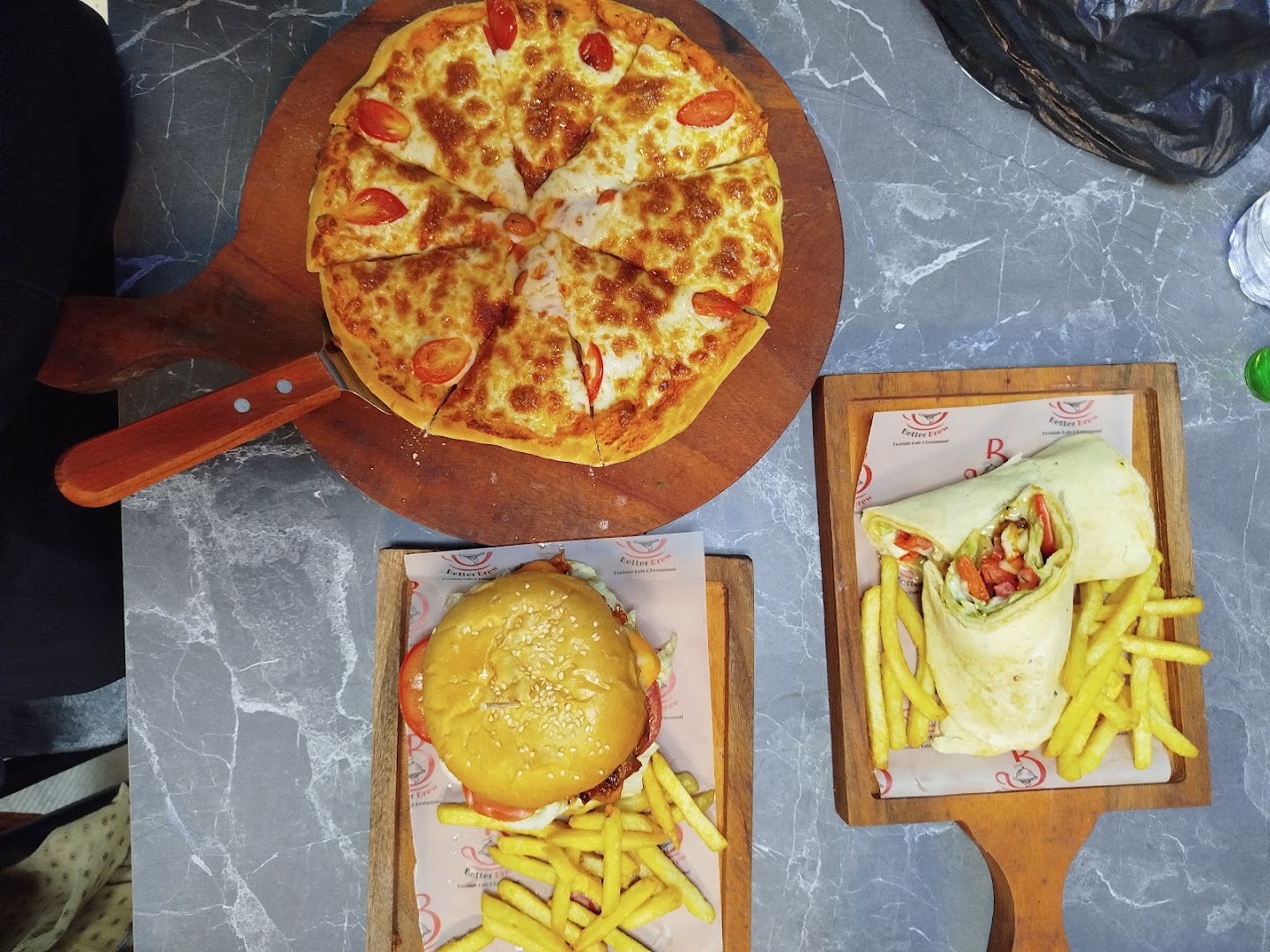 Better Brew Restaurant: appetizing food photography