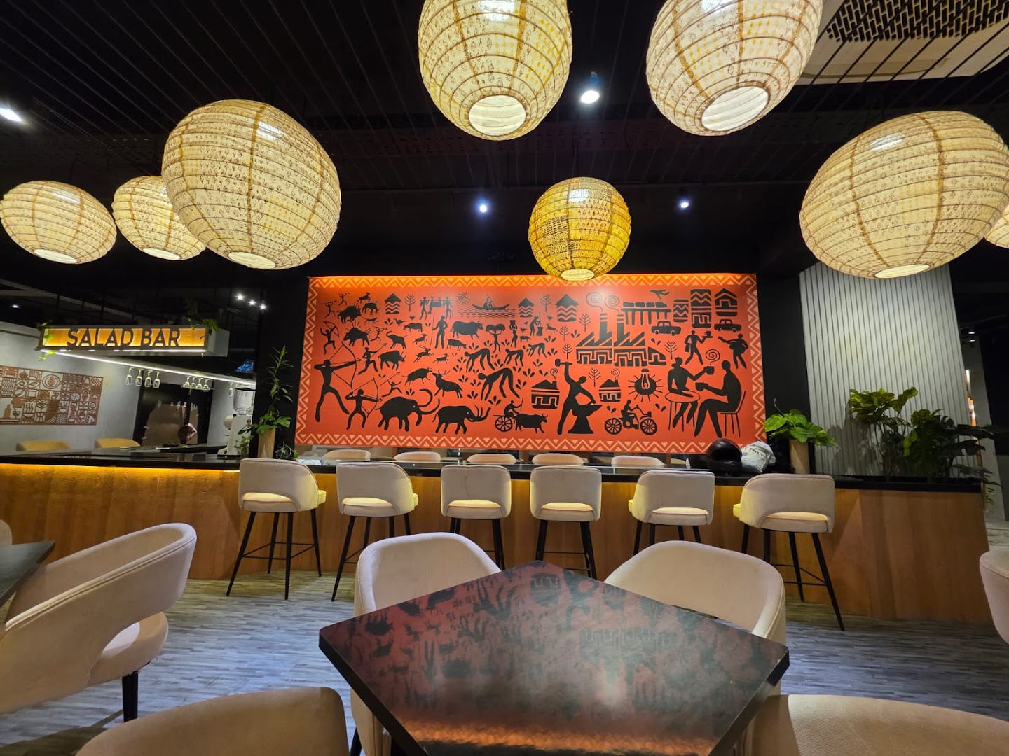 Cavien: attractive interior and atmosphere