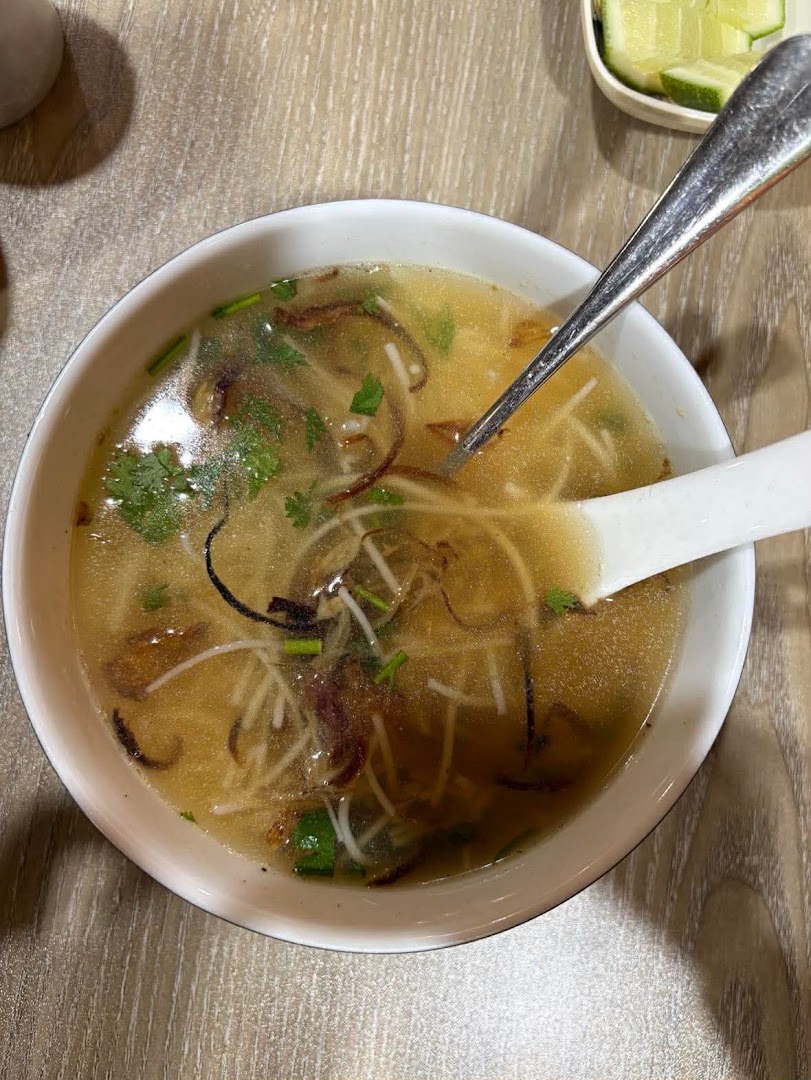 Tongsa Café: appetizing photo of served food